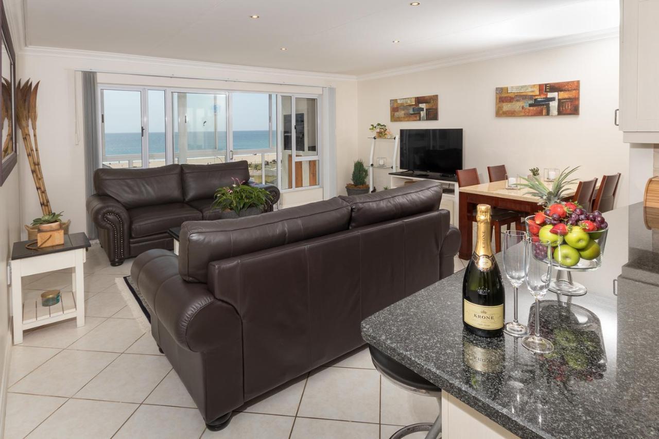 Main Beach Penthouse ジェフリーズ・ベイ エクステリア 写真
