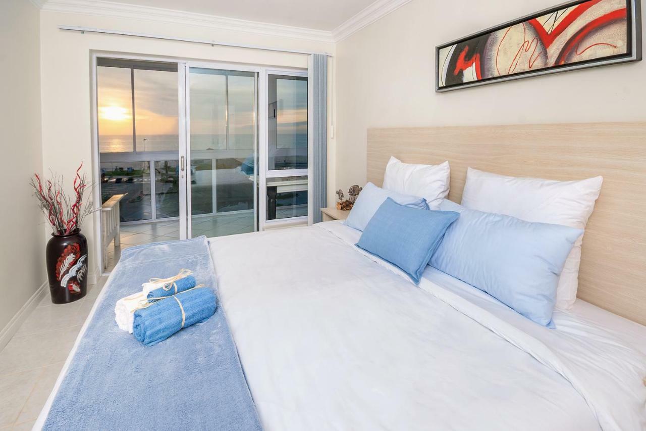 Main Beach Penthouse ジェフリーズ・ベイ エクステリア 写真
